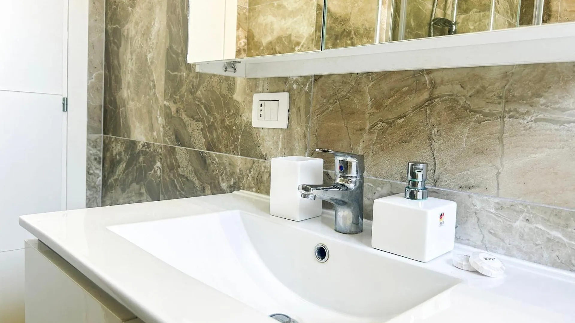Apartment Villa Golem 595 Albania