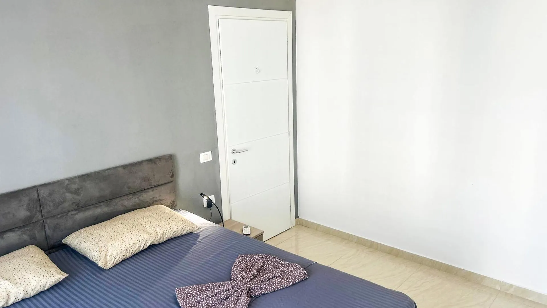 Villa Golem 595 Golem (Tirana)
